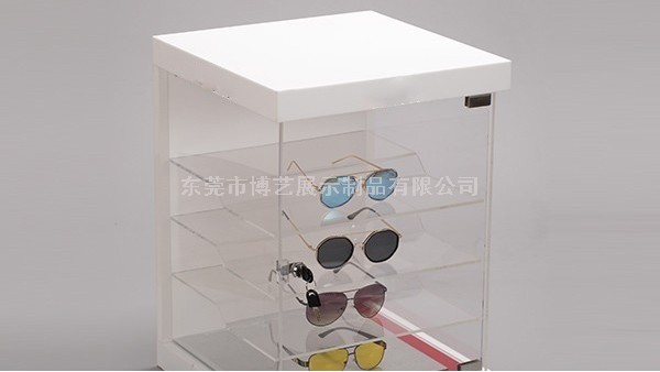 怎樣的包裝才能更好保護(hù)亞克力展示架呢？